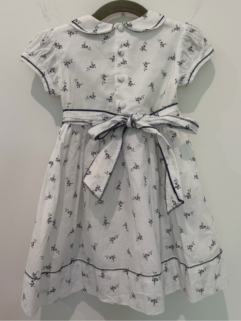 💙 Fleurisse Hand-Smocked Dress in Blue & White - Size 2 - Picture 9 of 9